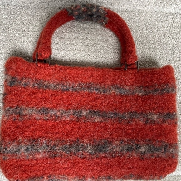 Artisan Crafted Wool Rust/Multi Colored Metal Hardware Lined Audie Mini Bag - Picture 3 of 7